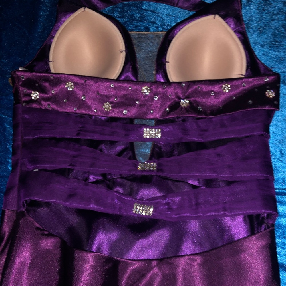 Prom Dress Sequin Gown with halter top Size 6 - Picture 7 of 10